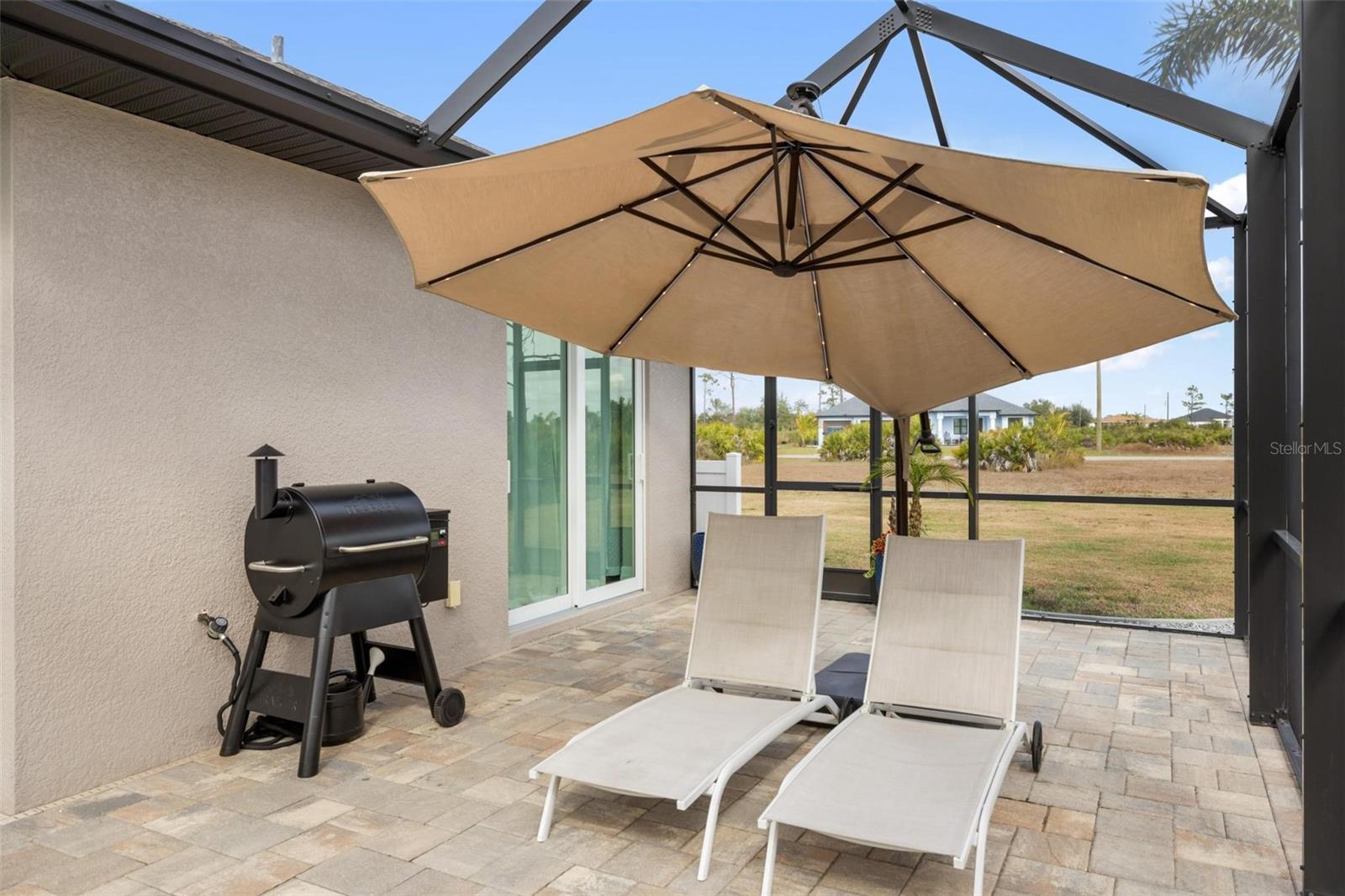 Image 23 of 50 For 270 Brig Circle W