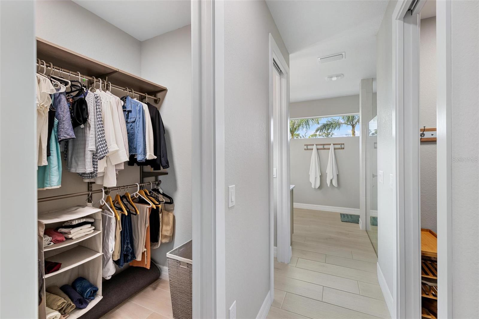 Image 28 of 50 For 270 Brig Circle W