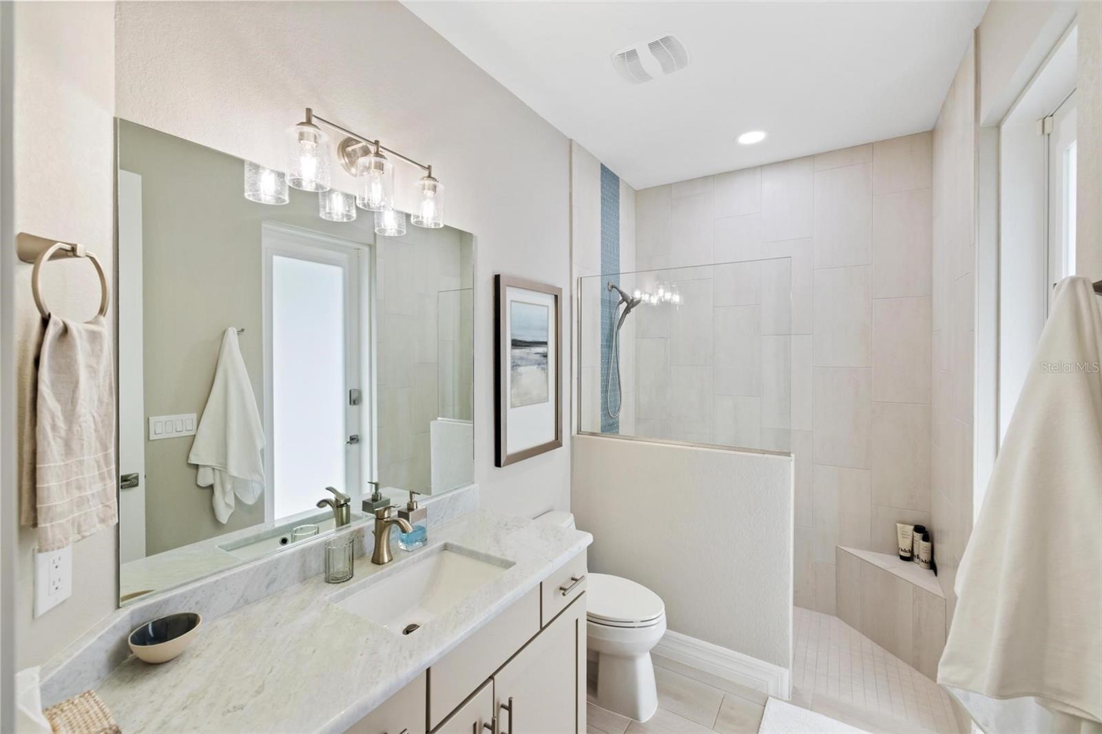 Image 32 of 50 For 270 Brig Circle W