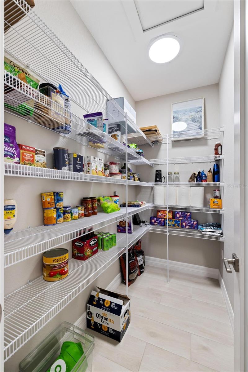 Image 42 of 50 For 270 Brig Circle W