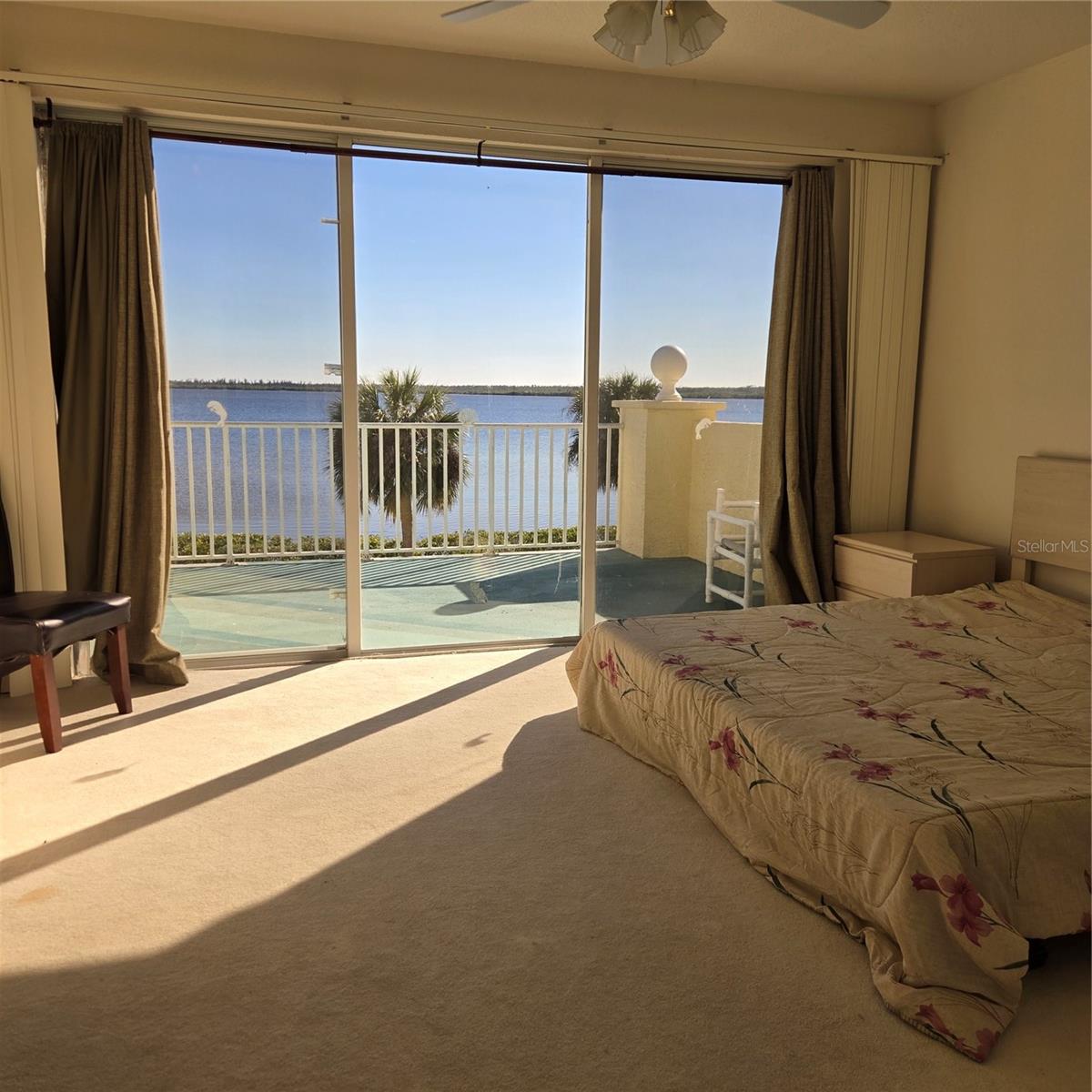 Image 20 of 46 For 4410 Warren Avenue 507