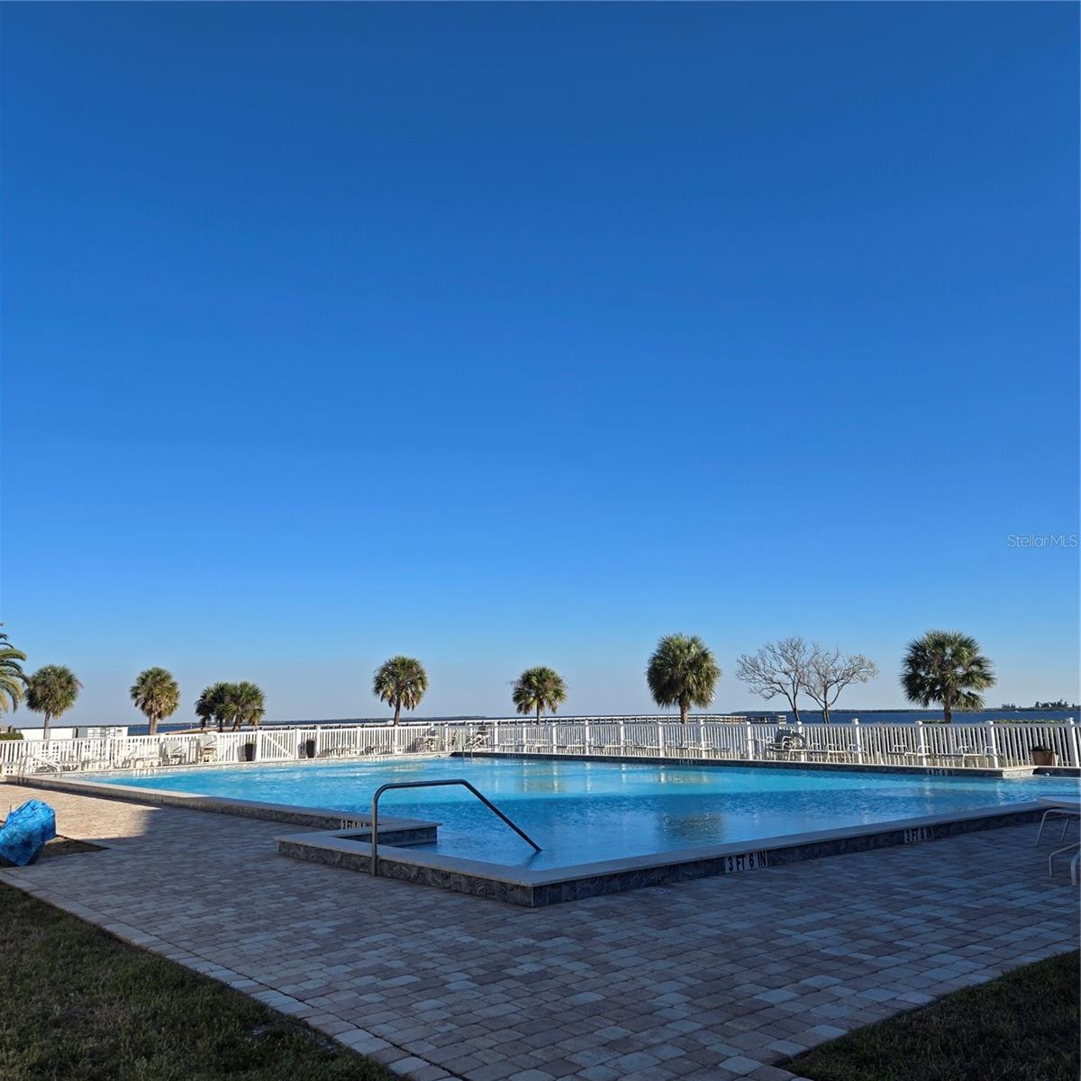 Image 44 of 46 For 4410 Warren Avenue 507