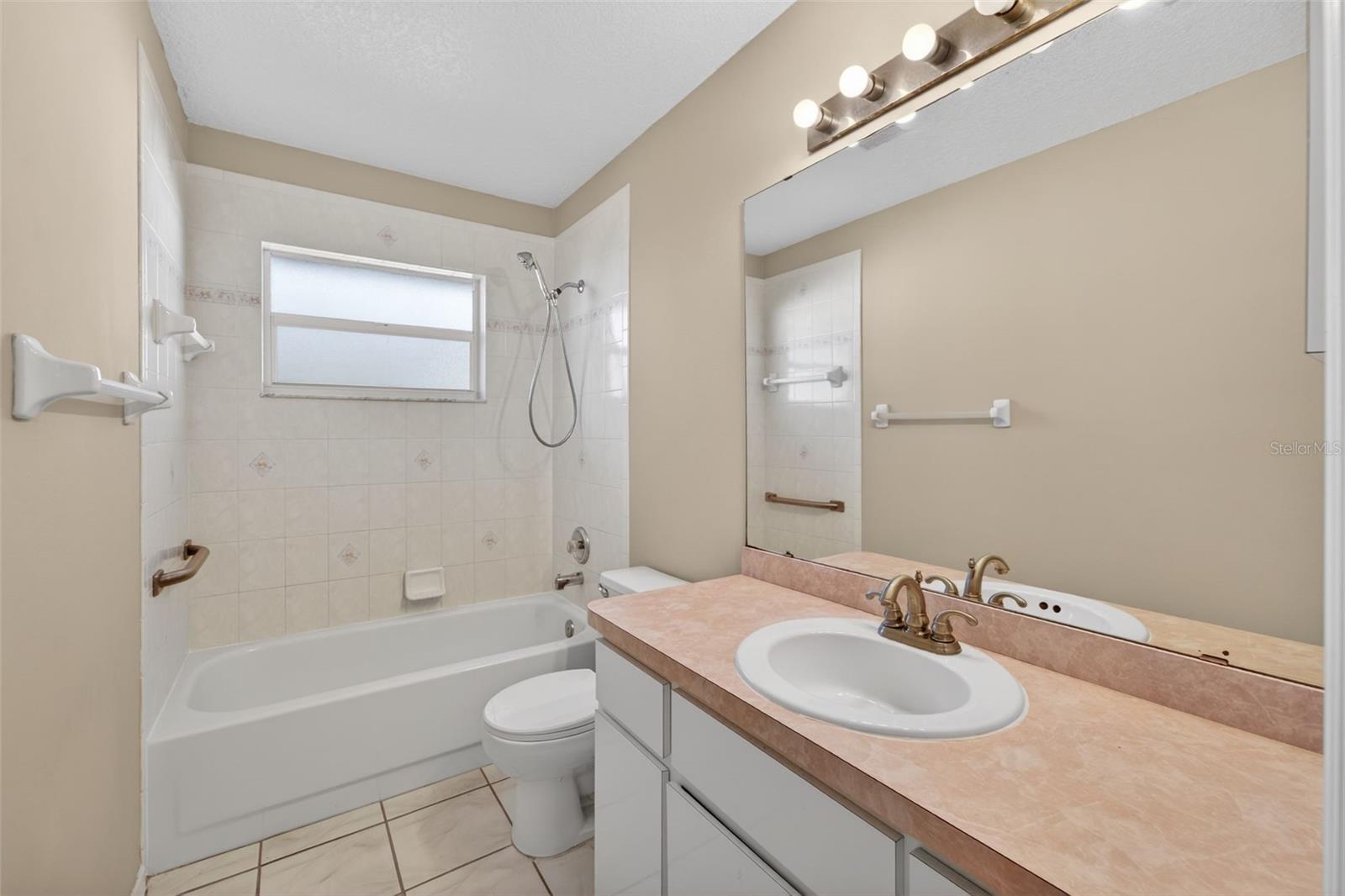 Image 20 of 52 For 4541 Blueridge Street