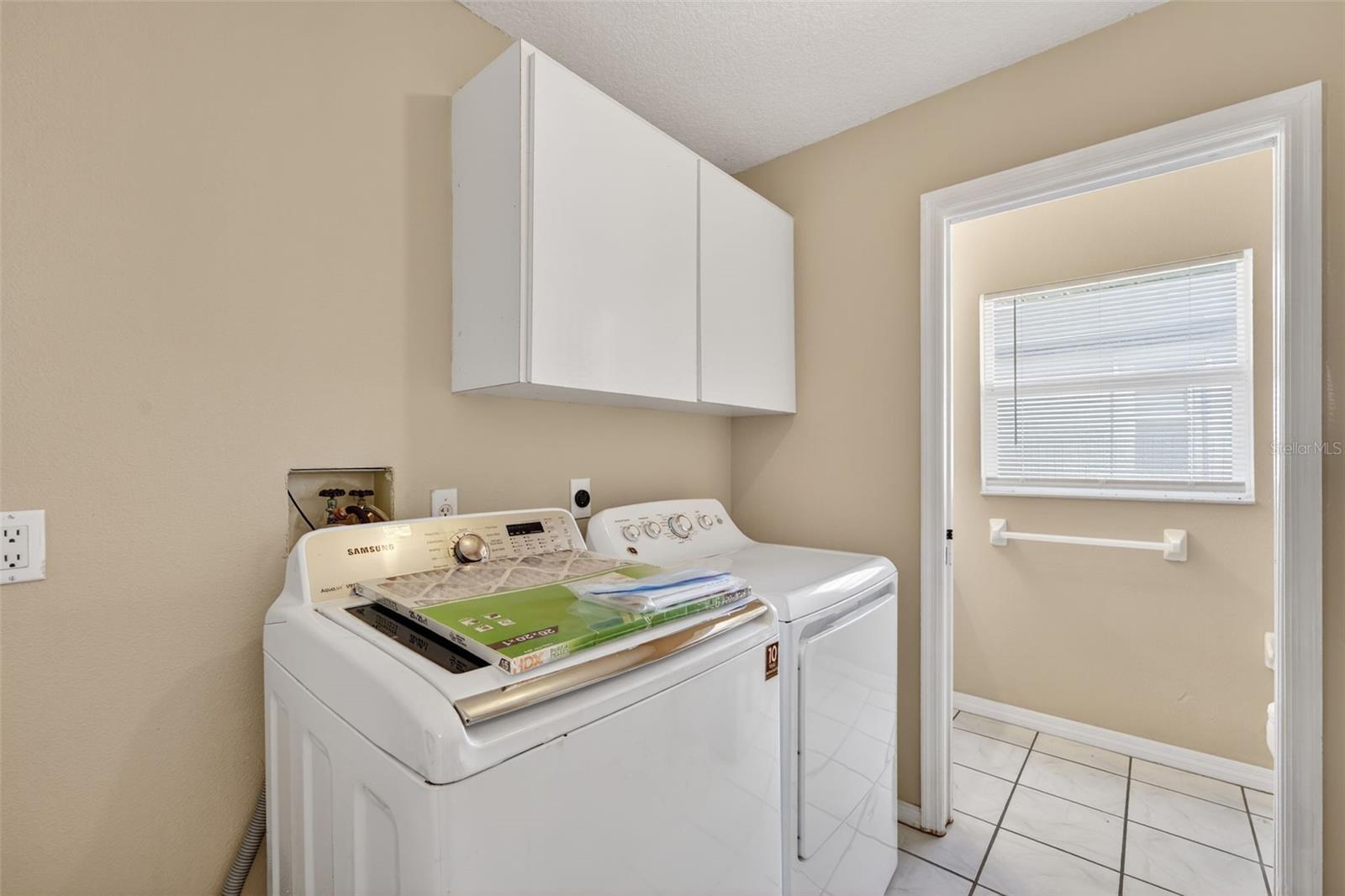 Image 32 of 52 For 4541 Blueridge Street