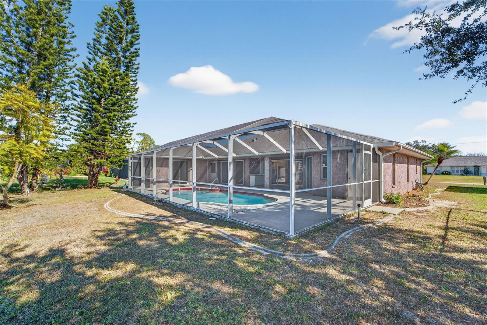 Image 41 of 52 For 4541 Blueridge Street