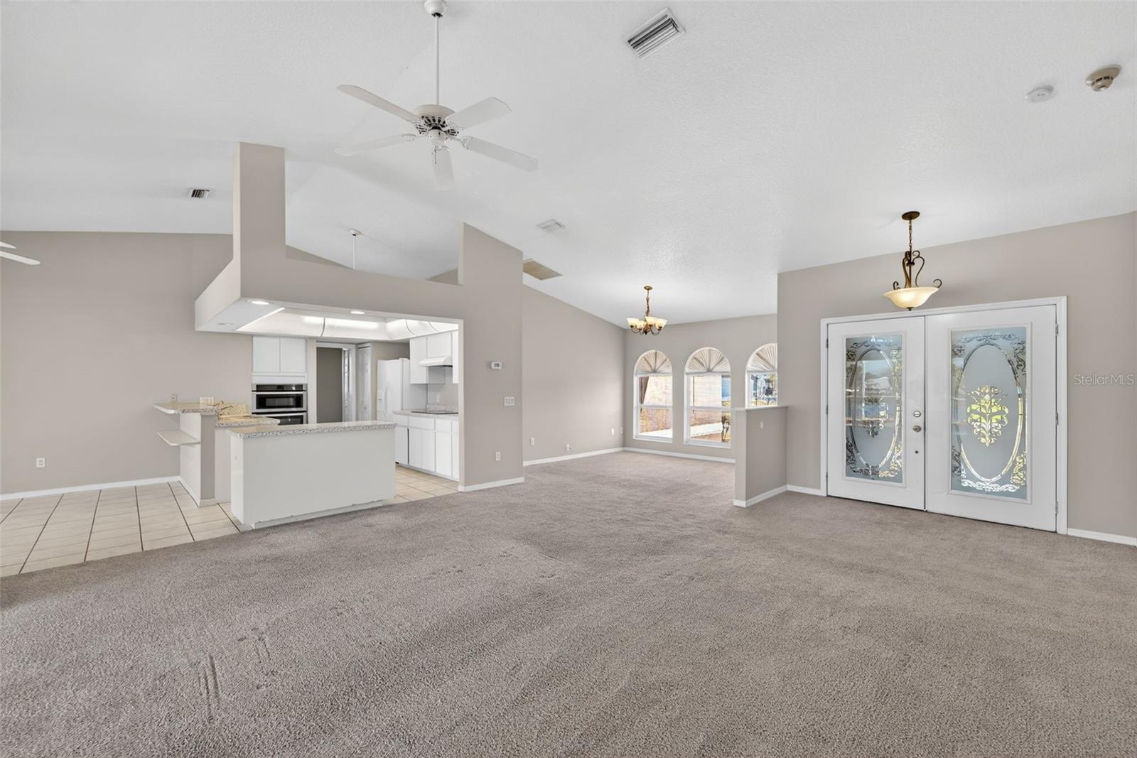 Image 5 of 52 For 4541 Blueridge Street