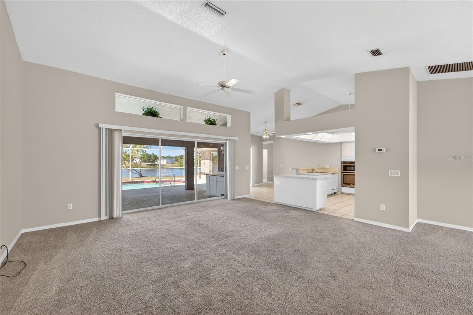 Image 8 of 52 For 4541 Blueridge Street