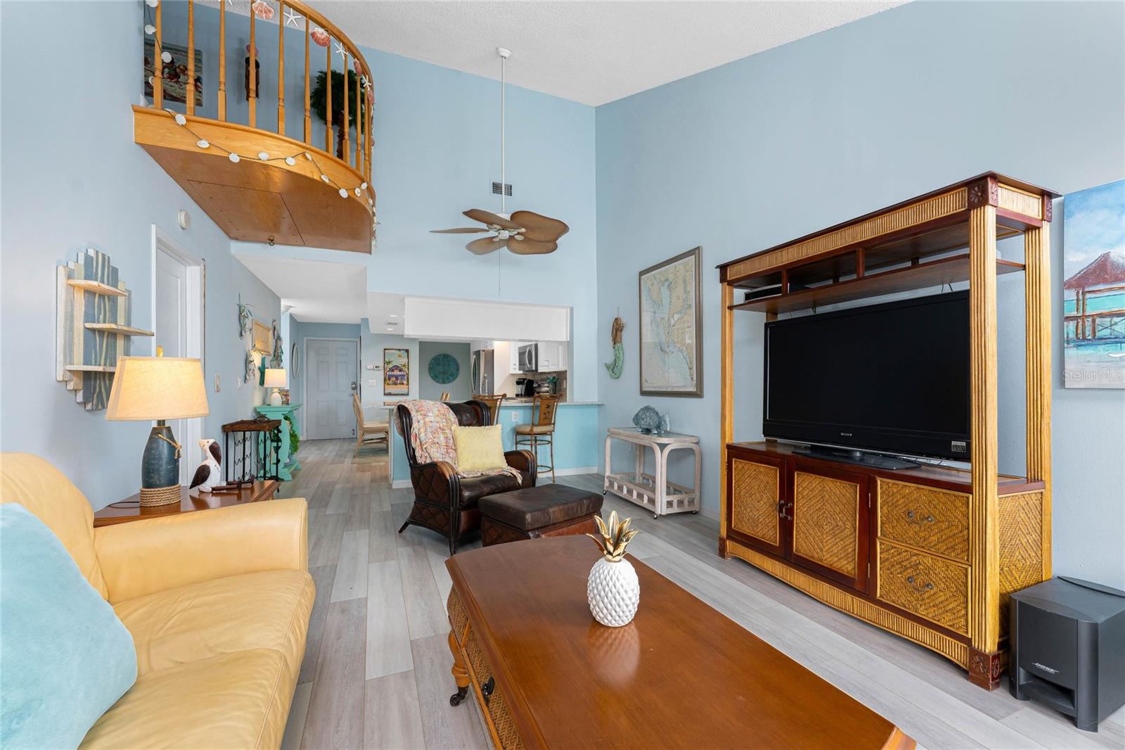 Image 11 of 64 For 5031 Beach Road 222