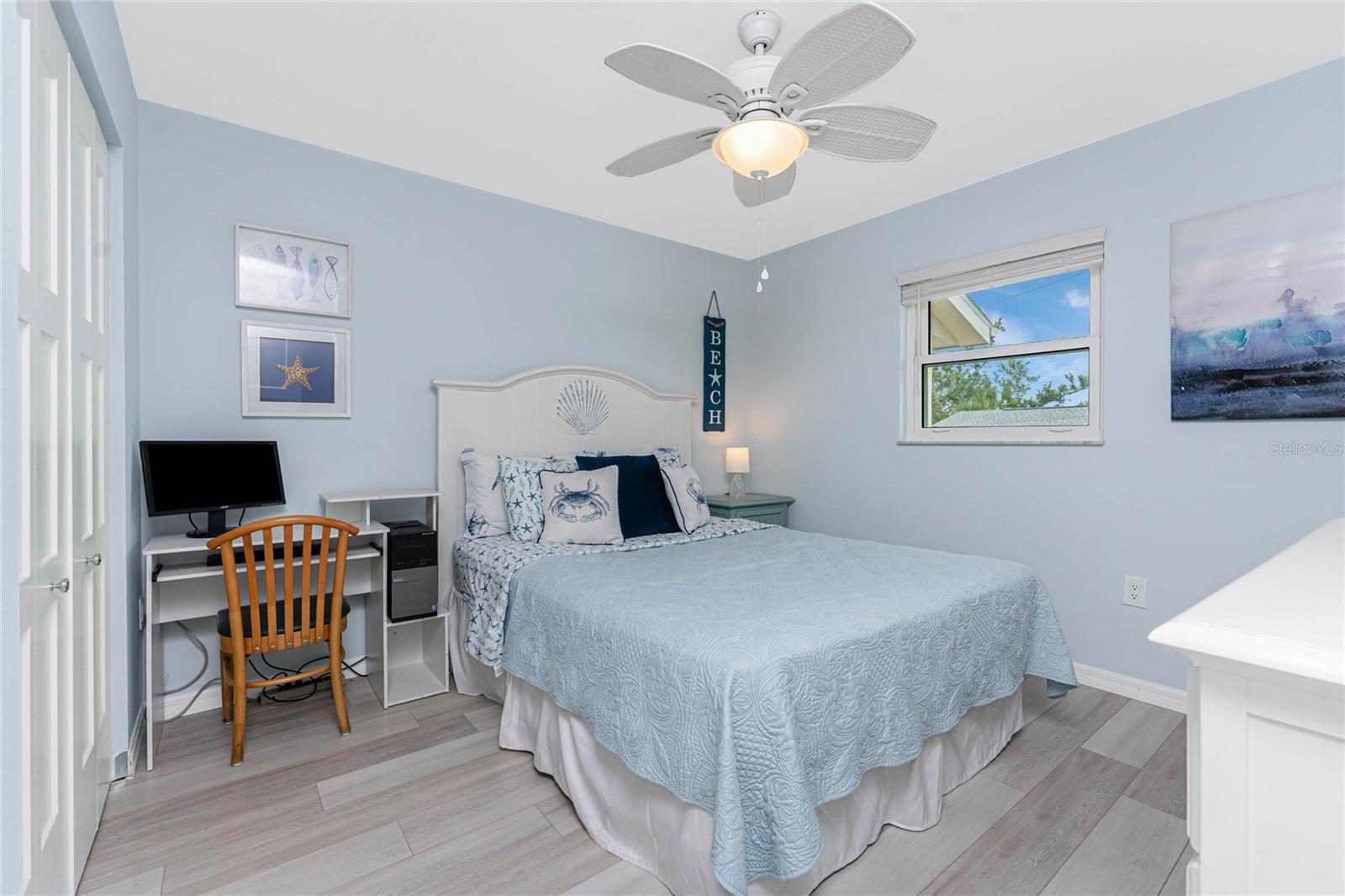 Image 24 of 64 For 5031 Beach Road 222