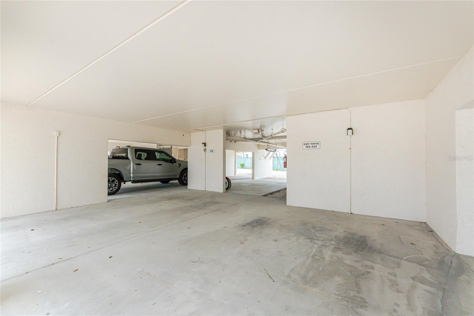 Image 43 of 64 For 5031 Beach Road 222