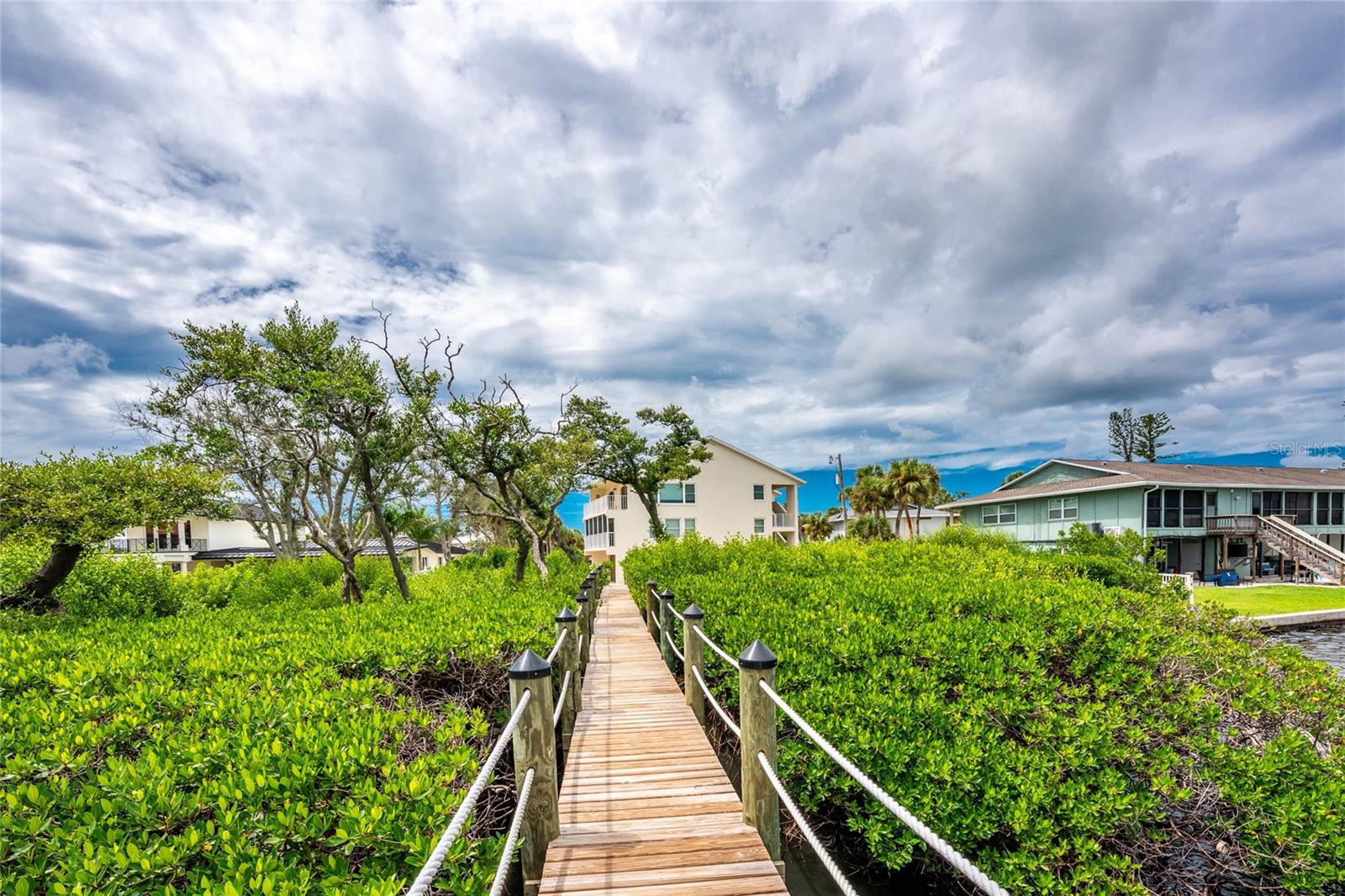 Image 49 of 64 For 5031 Beach Road 222