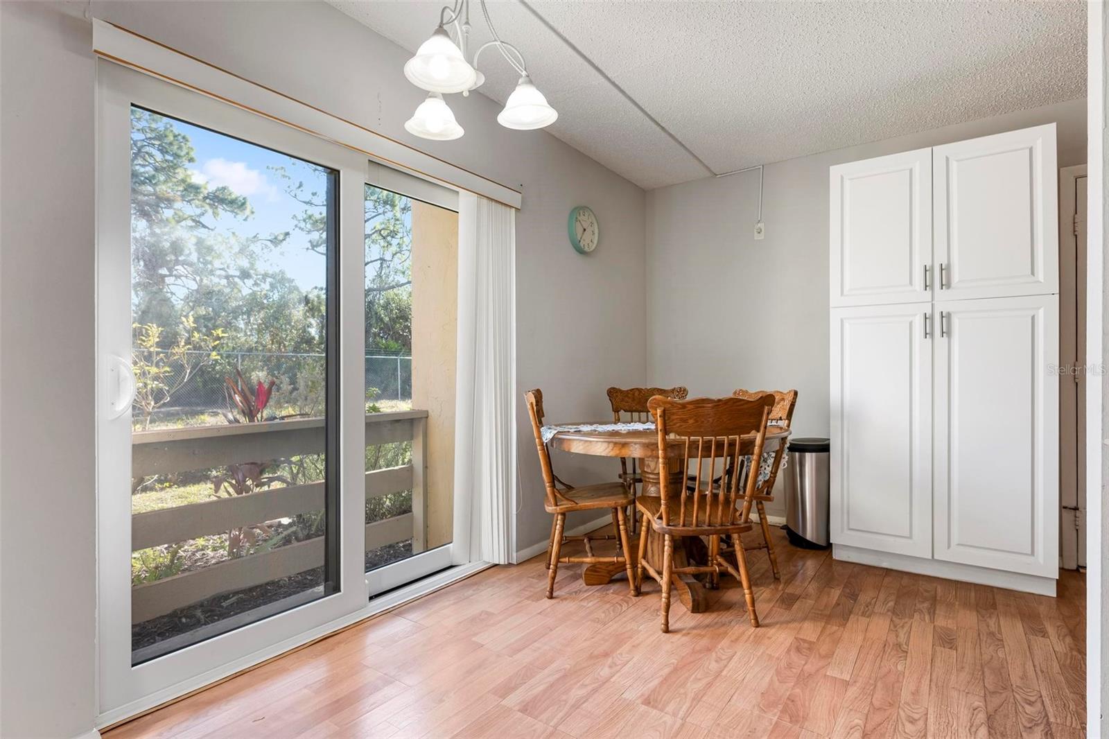 Image 16 of 31 For 25 Quails Run Boulevard 6