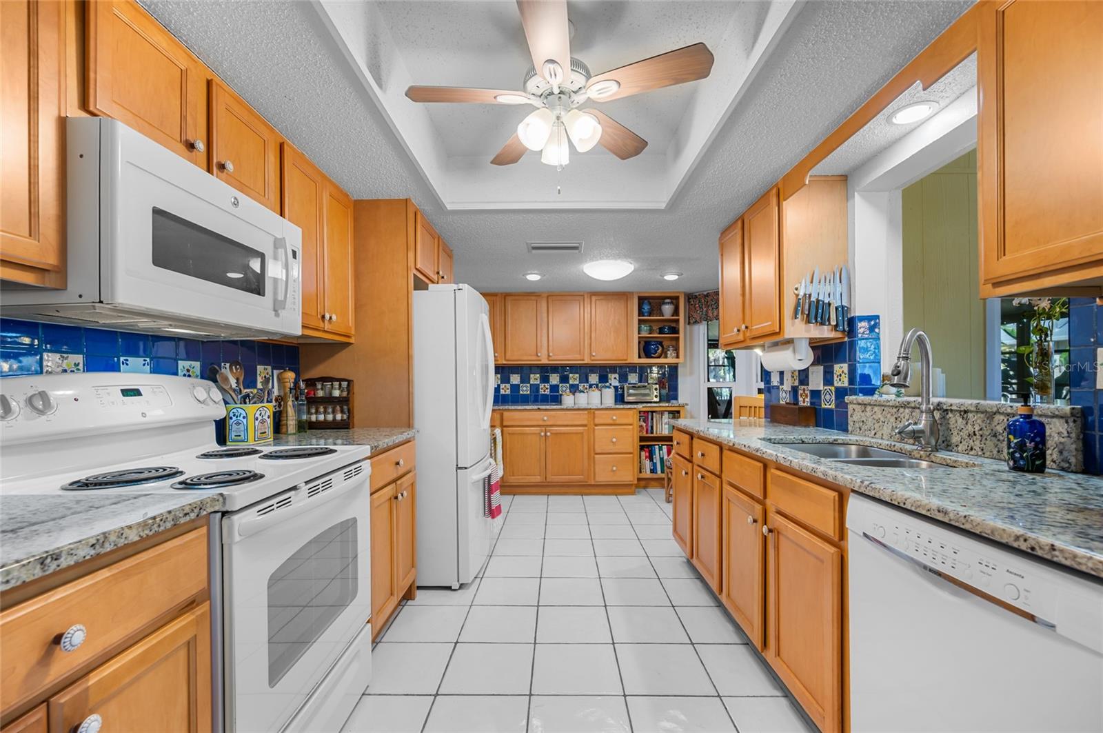 Image 18 of 52 For 1698 Thomas Street