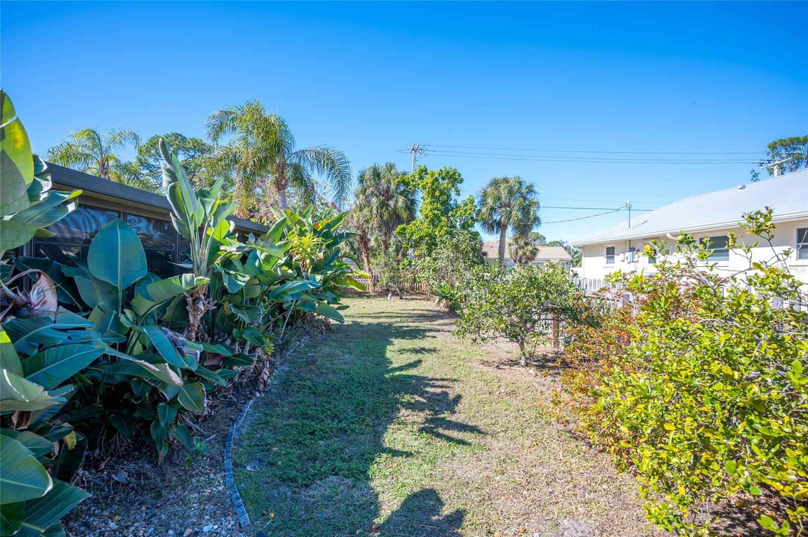 Image 33 of 52 For 1698 Thomas Street