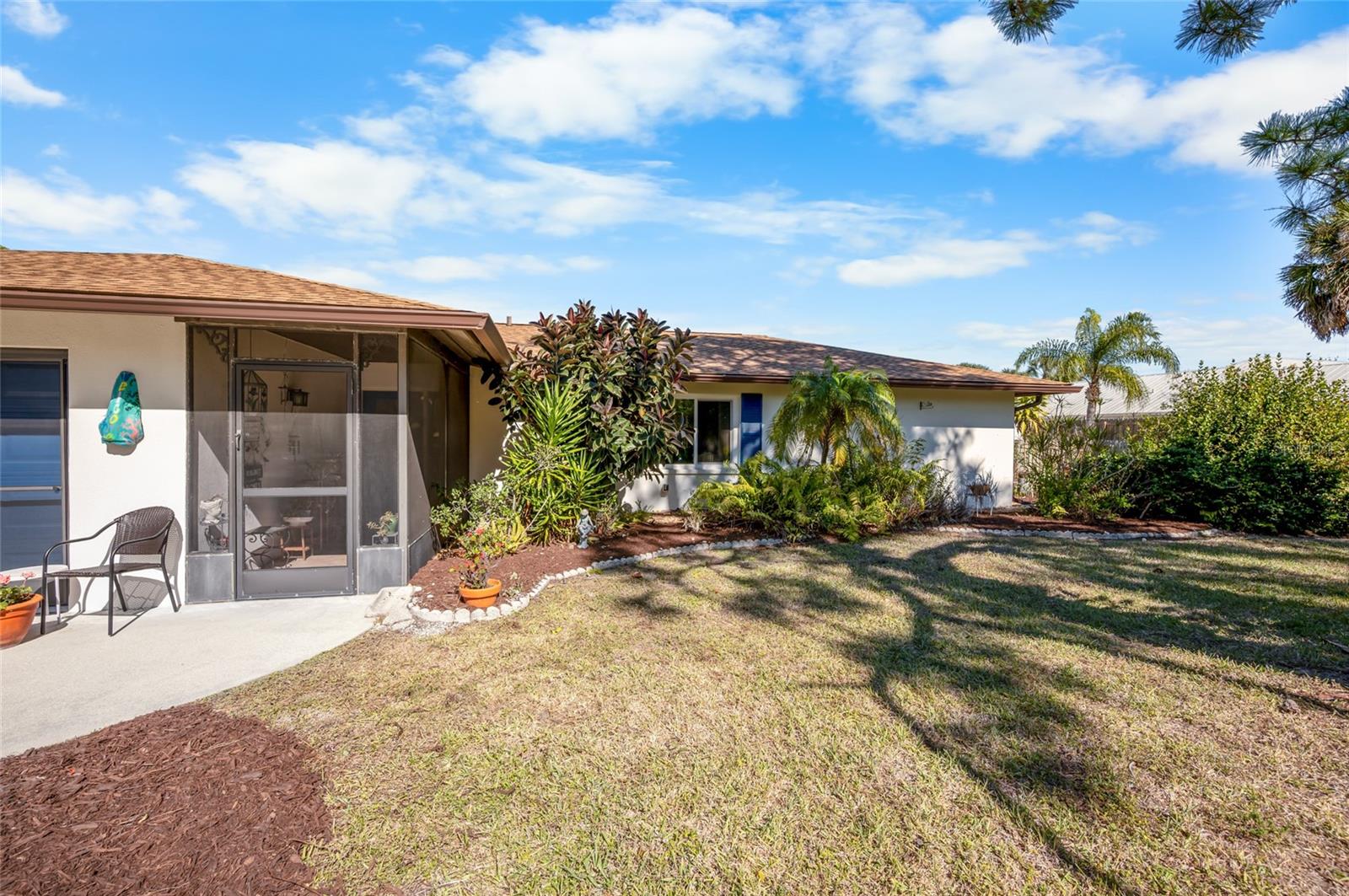 Image 42 of 52 For 1698 Thomas Street