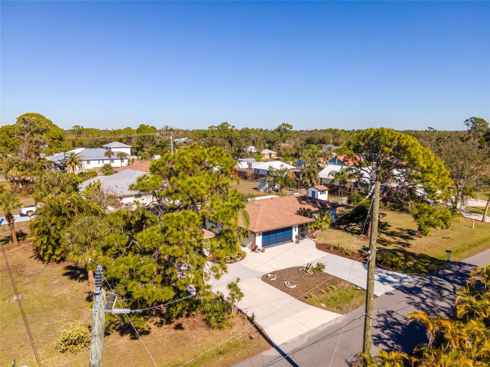 Image 45 of 52 For 1698 Thomas Street