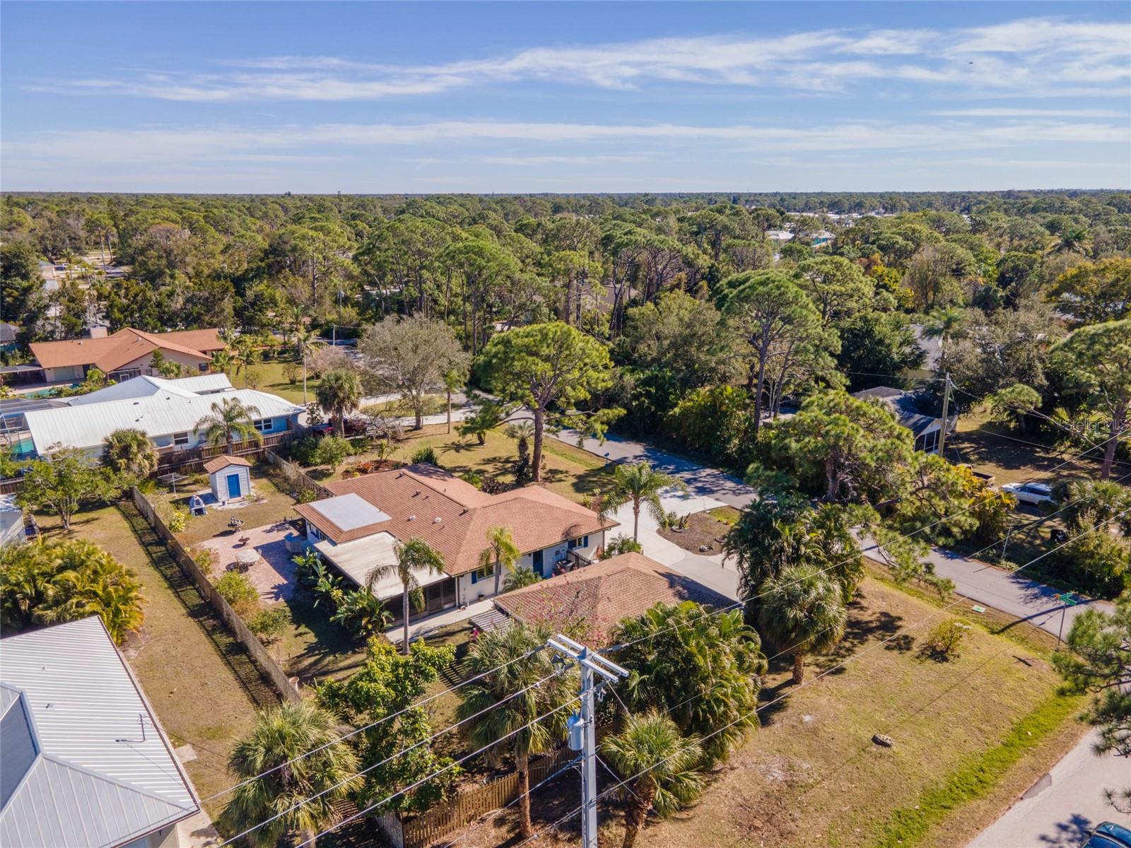 Image 46 of 52 For 1698 Thomas Street