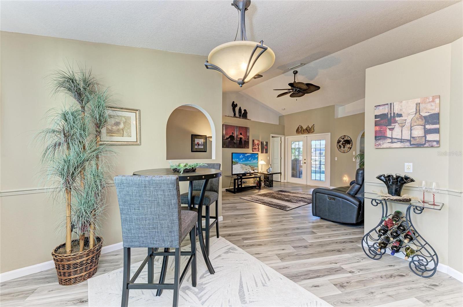 Image 13 of 61 For 14968 Lyneburg Avenue