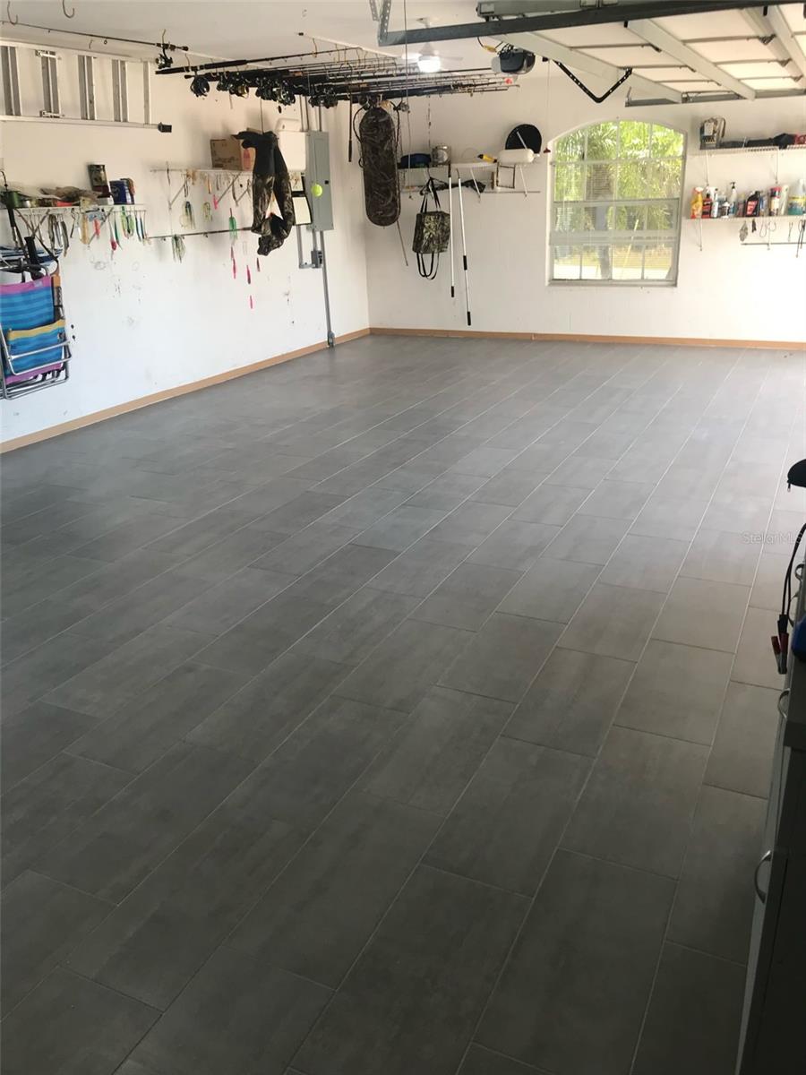 Image 54 of 61 For 14968 Lyneburg Avenue