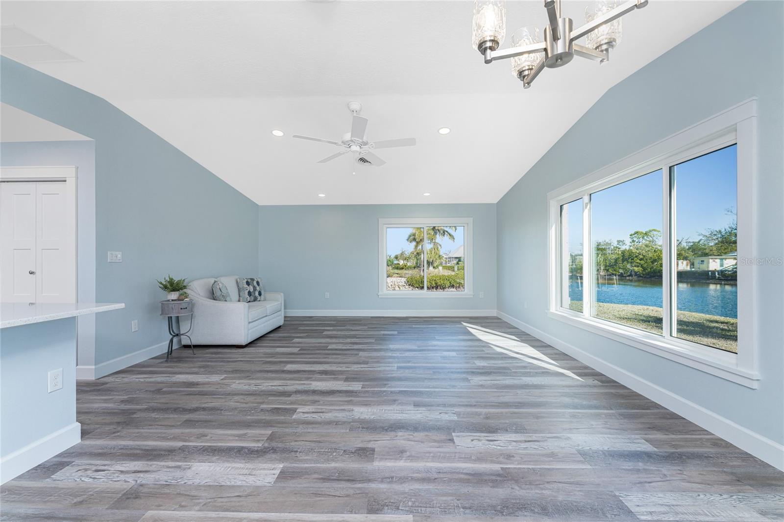 Image 13 of 61 For 1082 Haste Lane