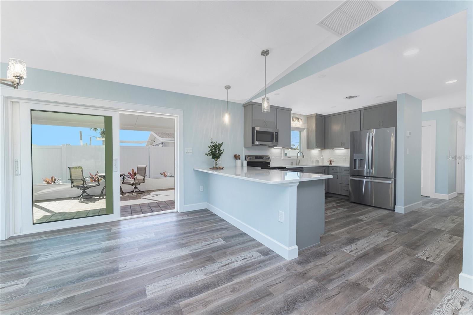 Image 17 of 61 For 1082 Haste Lane