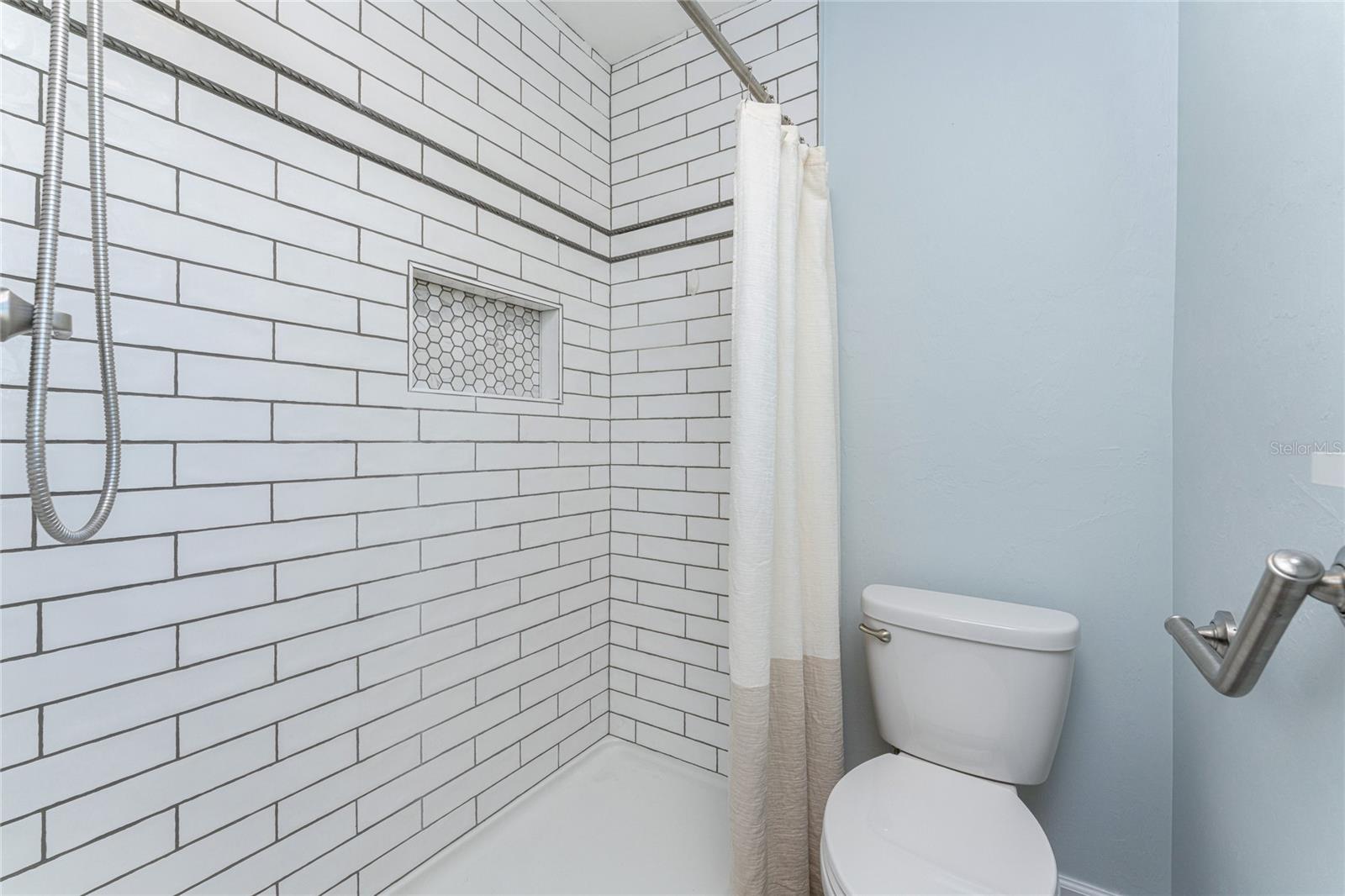 Image 29 of 61 For 1082 Haste Lane