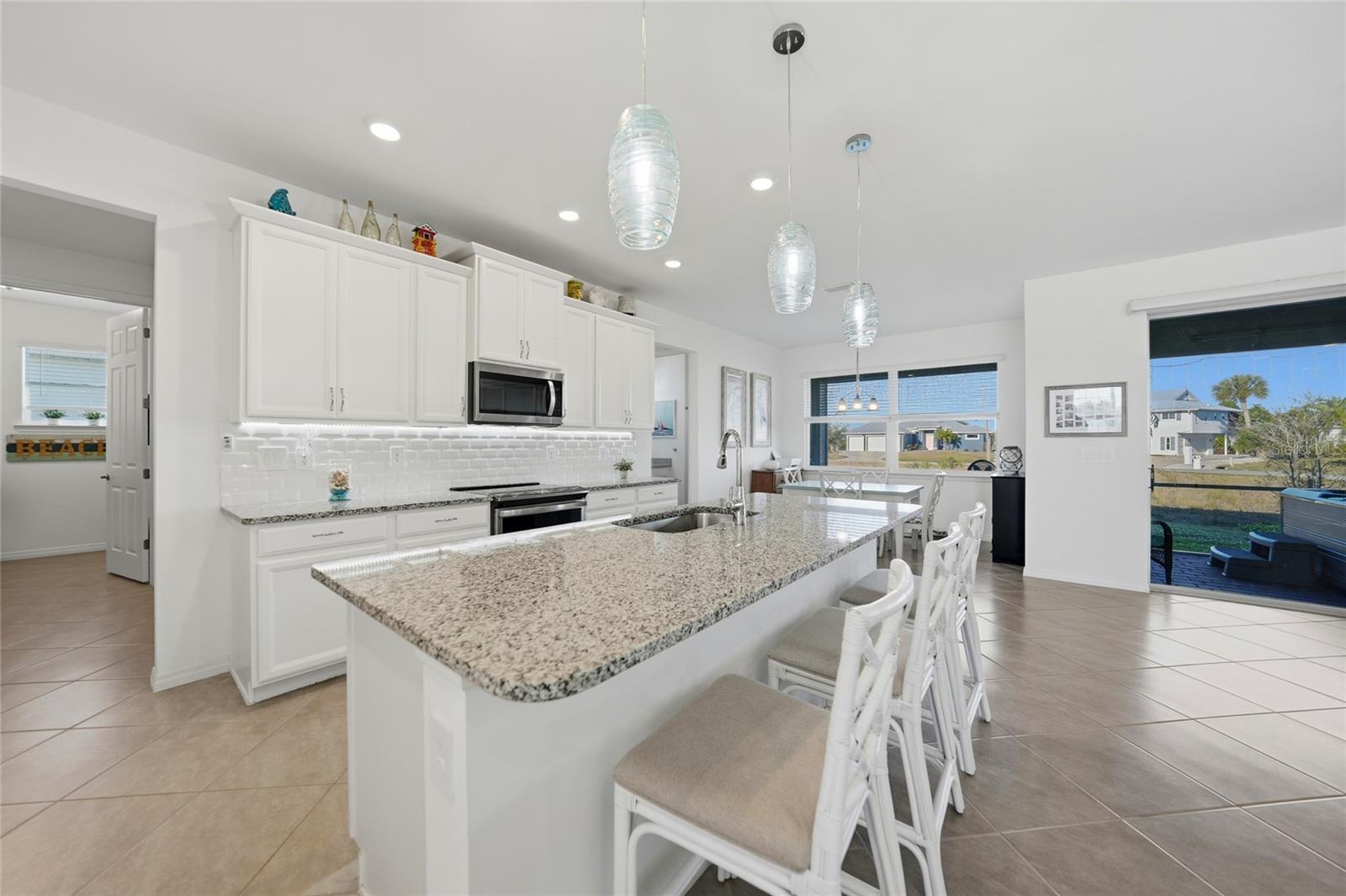 Image 10 of 62 For 9401 President Circle