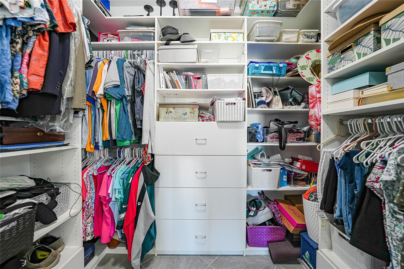 Image 24 of 62 For 9401 President Circle