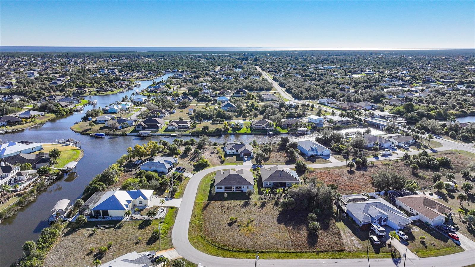 Image 42 of 62 For 9401 President Circle