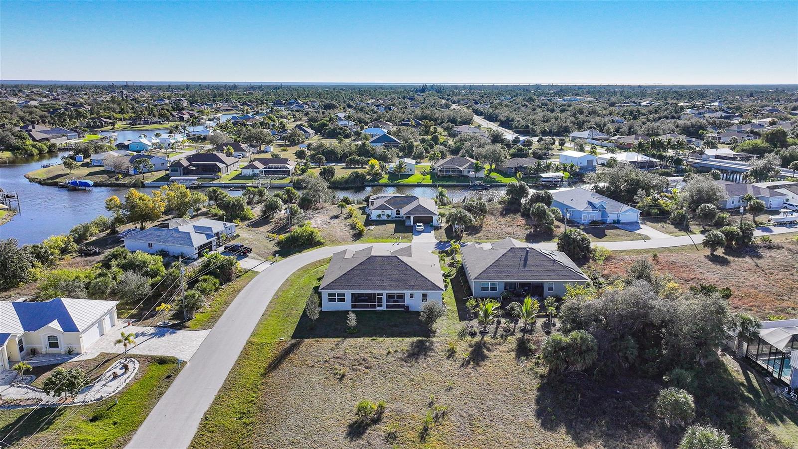 Image 43 of 62 For 9401 President Circle