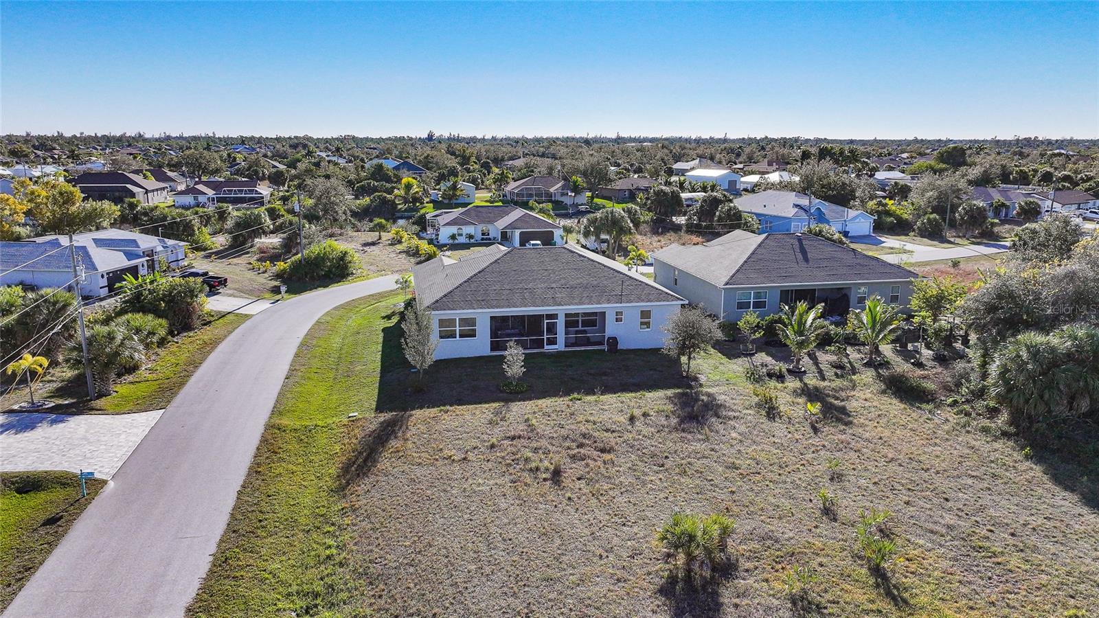 Image 44 of 62 For 9401 President Circle