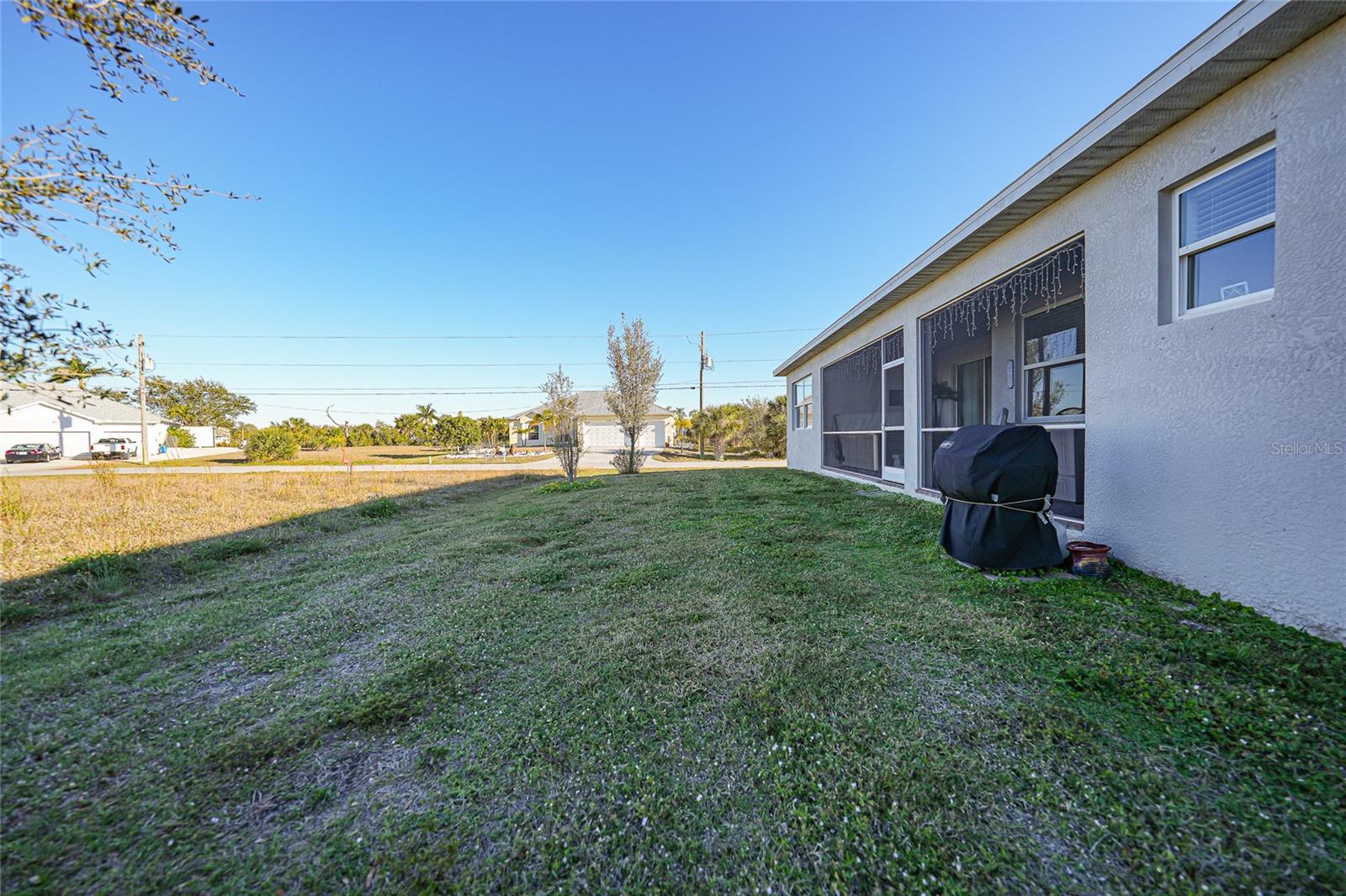 Image 48 of 62 For 9401 President Circle