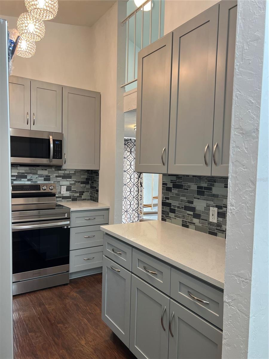 Image 12 of 20 For 686 White Pine Tree Road 64