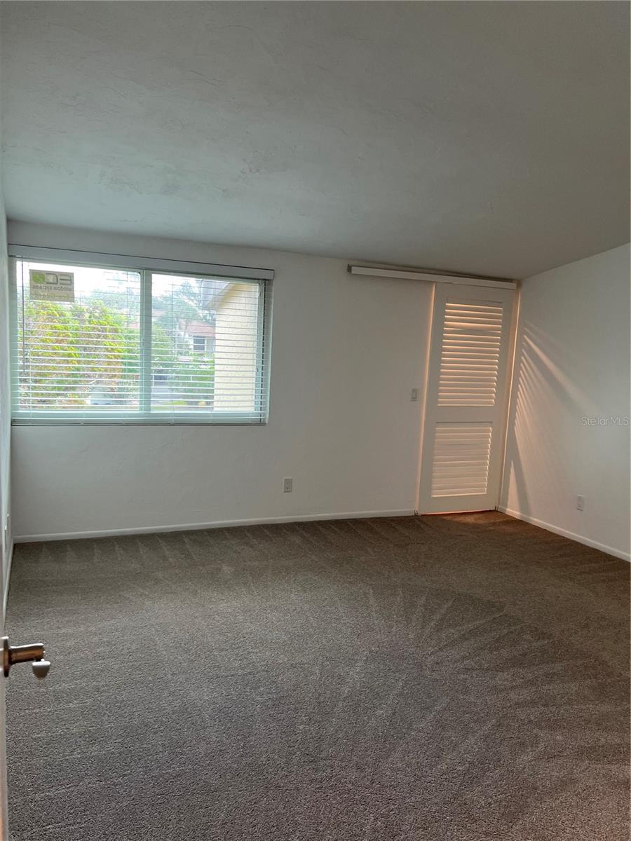 Image 15 of 20 For 686 White Pine Tree Road 64