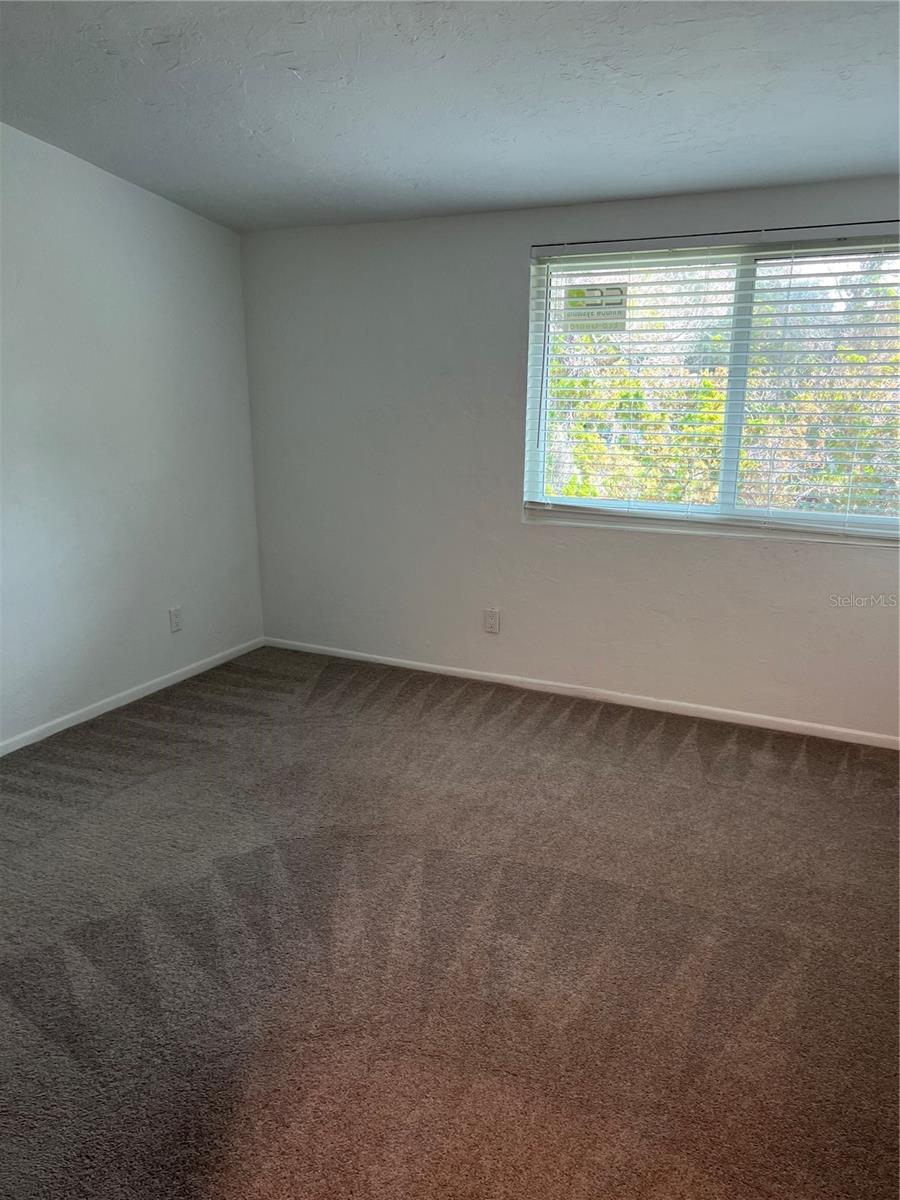 Image 18 of 20 For 686 White Pine Tree Road 64