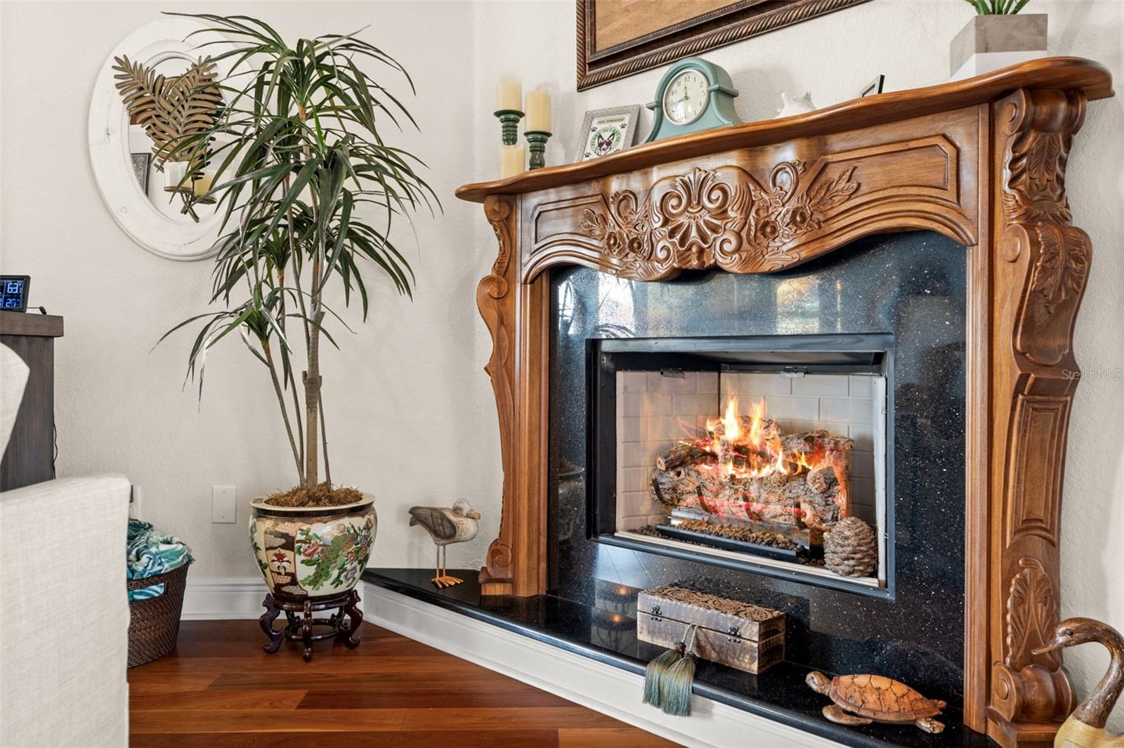 Image 13 of 44 For 15052 Aquarius Circle