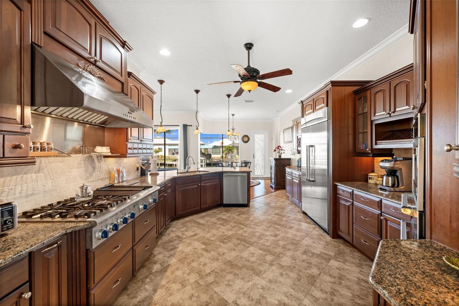 Image 14 of 44 For 15052 Aquarius Circle