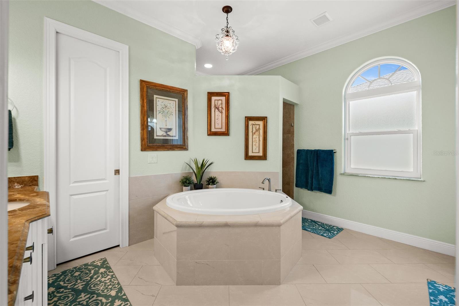 Image 23 of 44 For 15052 Aquarius Circle