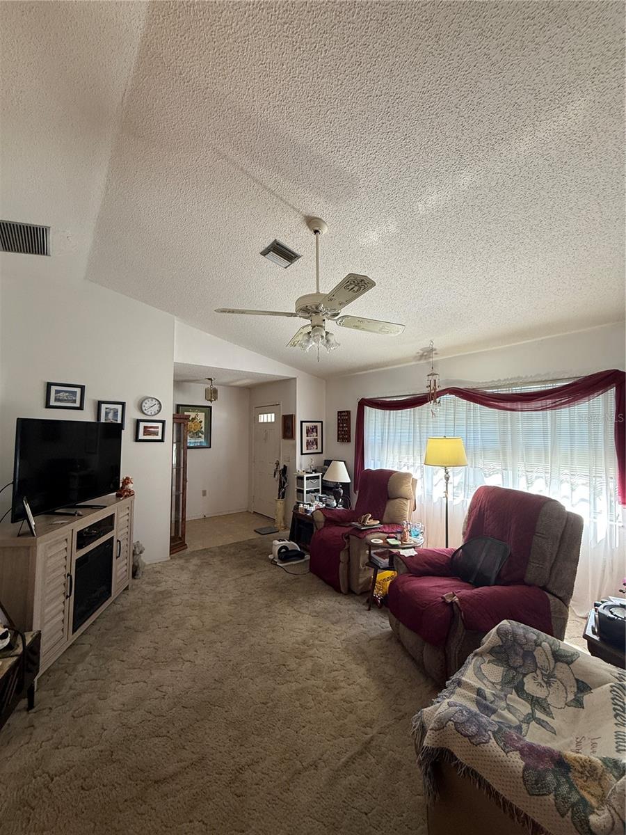 Image 6 of 13 For 7218 Peacock Lane