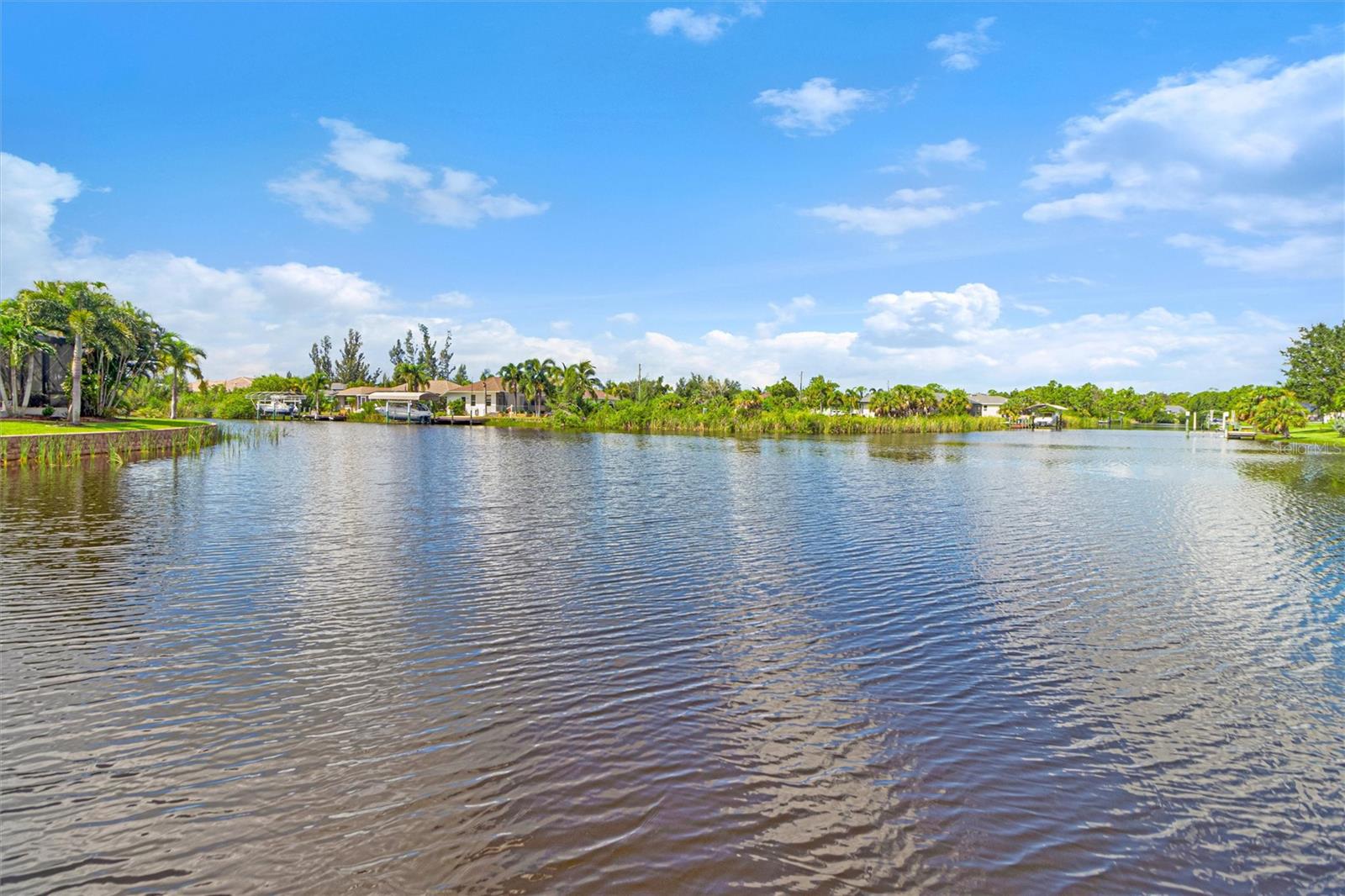 Image 25 of 39 For 15668 Autry Circle