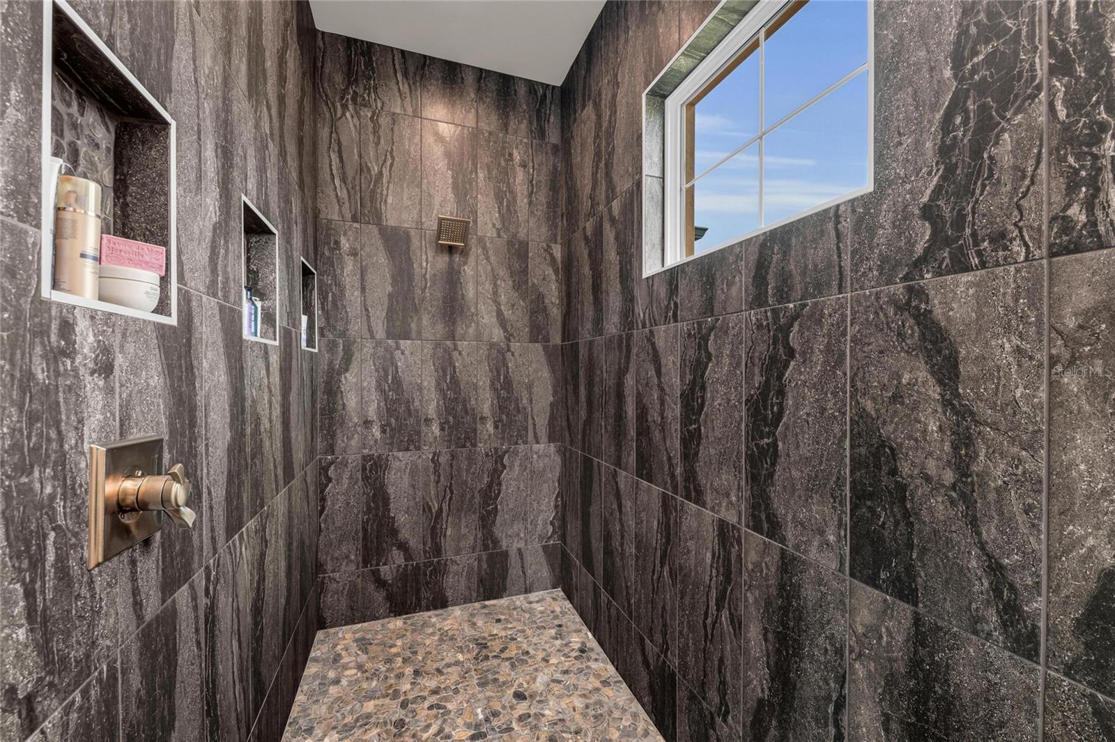 Image 42 of 96 For 27440 Egret Place