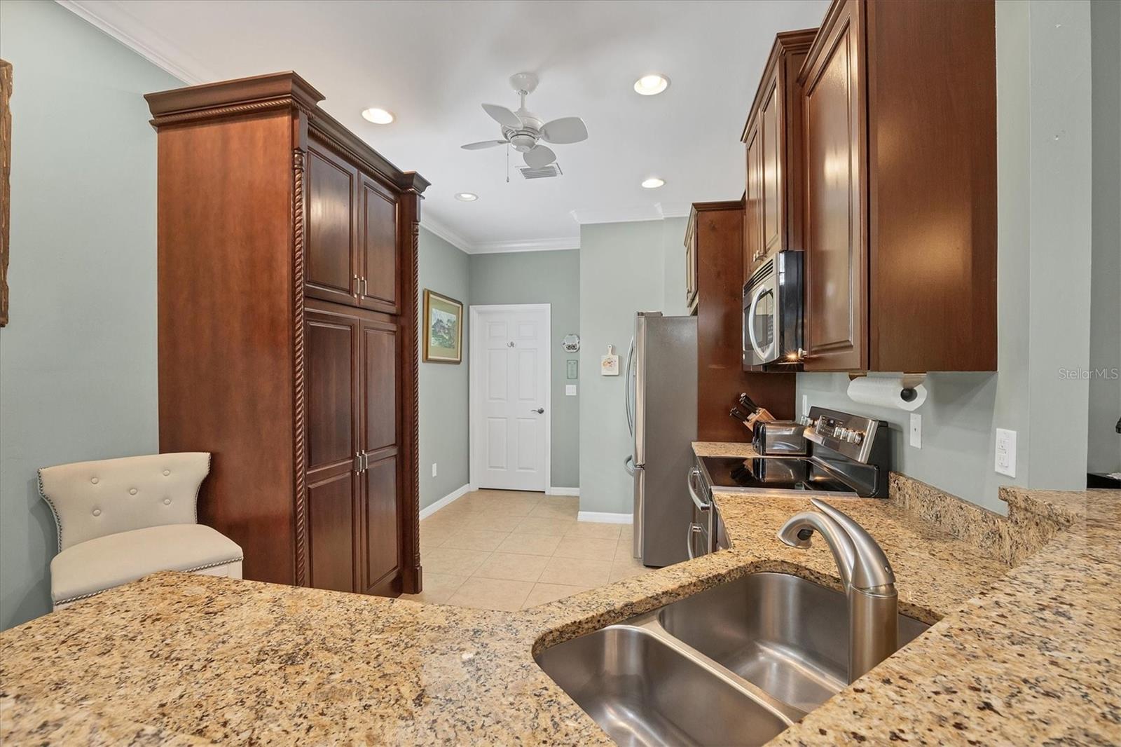 Image 18 of 62 For 9839 Nostalgia Place