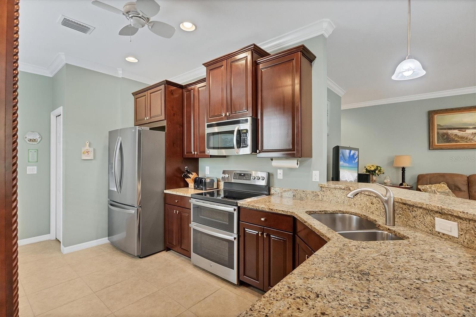 Image 19 of 62 For 9839 Nostalgia Place