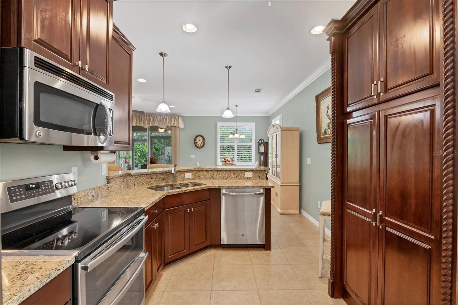 Image 20 of 62 For 9839 Nostalgia Place