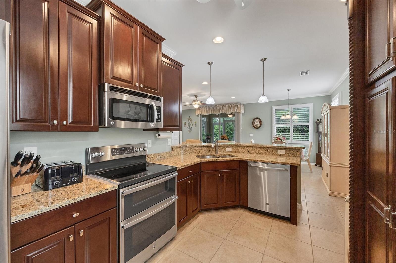 Image 21 of 62 For 9839 Nostalgia Place