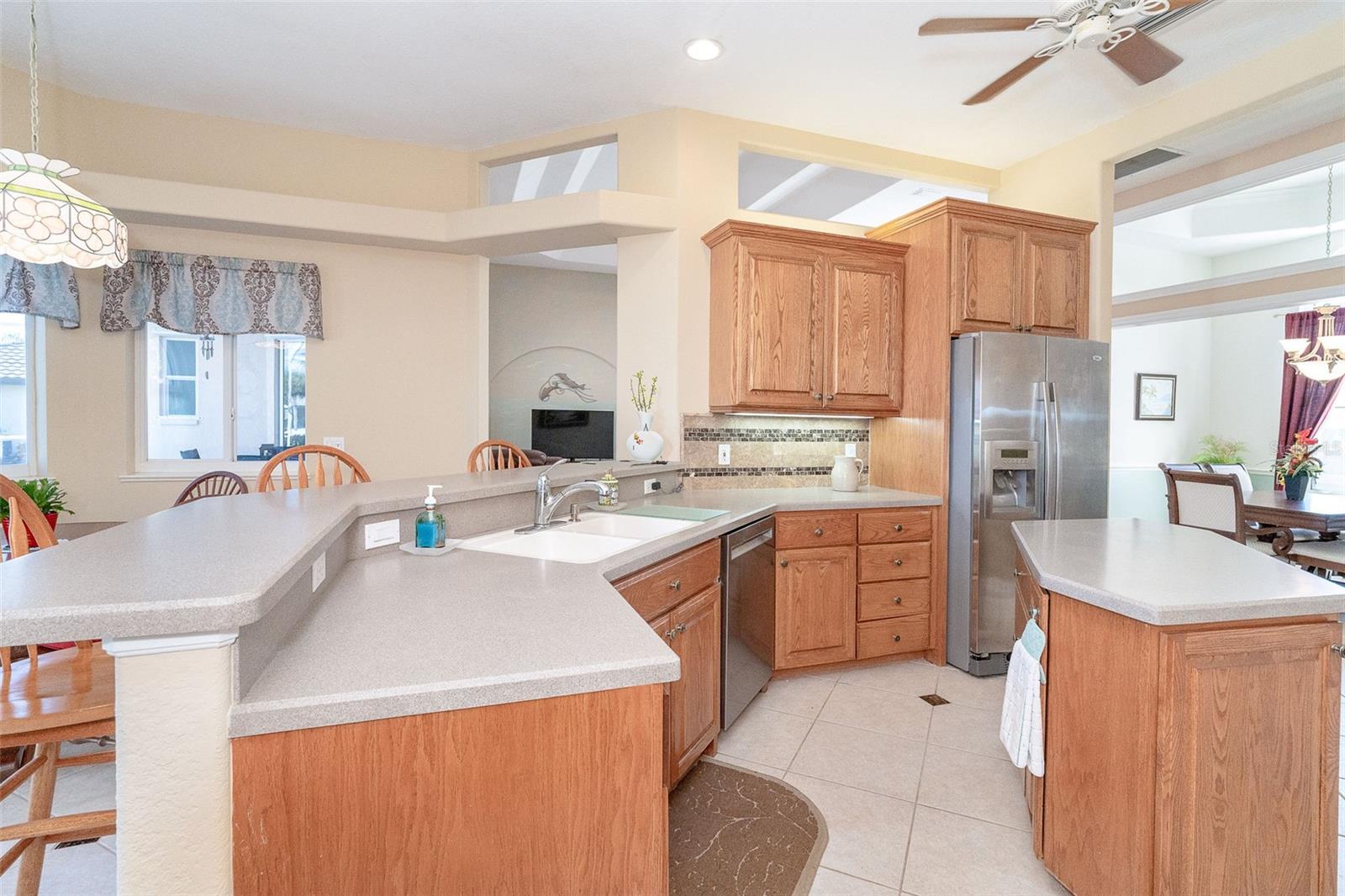 Image 19 of 44 For 373 Ardenwood Drive