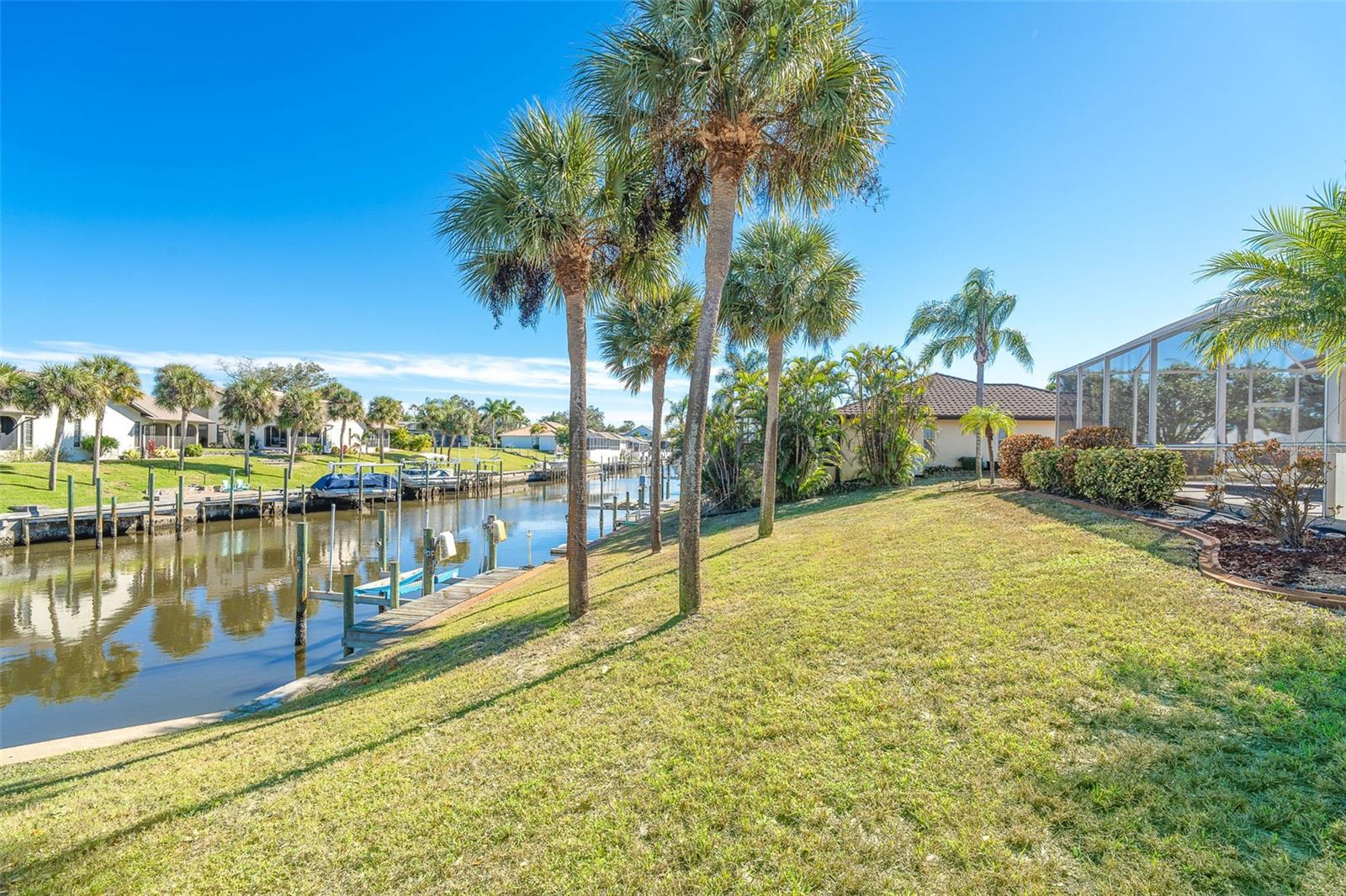 Image 33 of 44 For 373 Ardenwood Drive