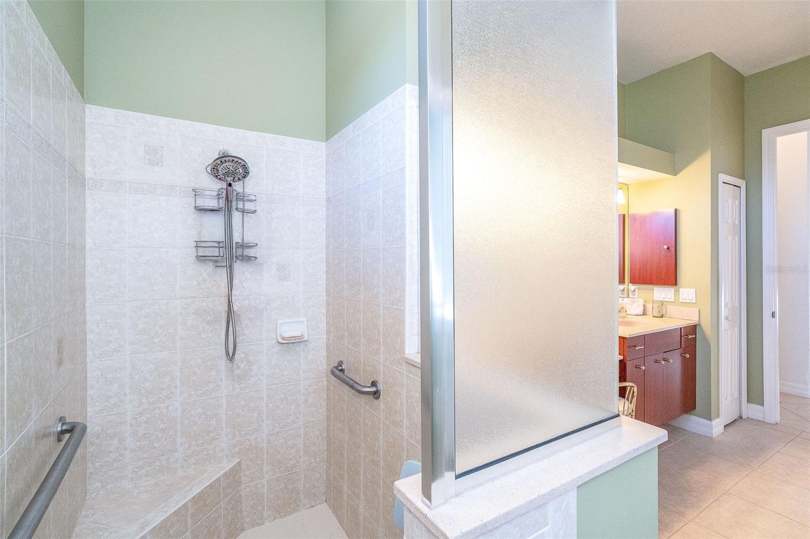 Image 36 of 44 For 373 Ardenwood Drive