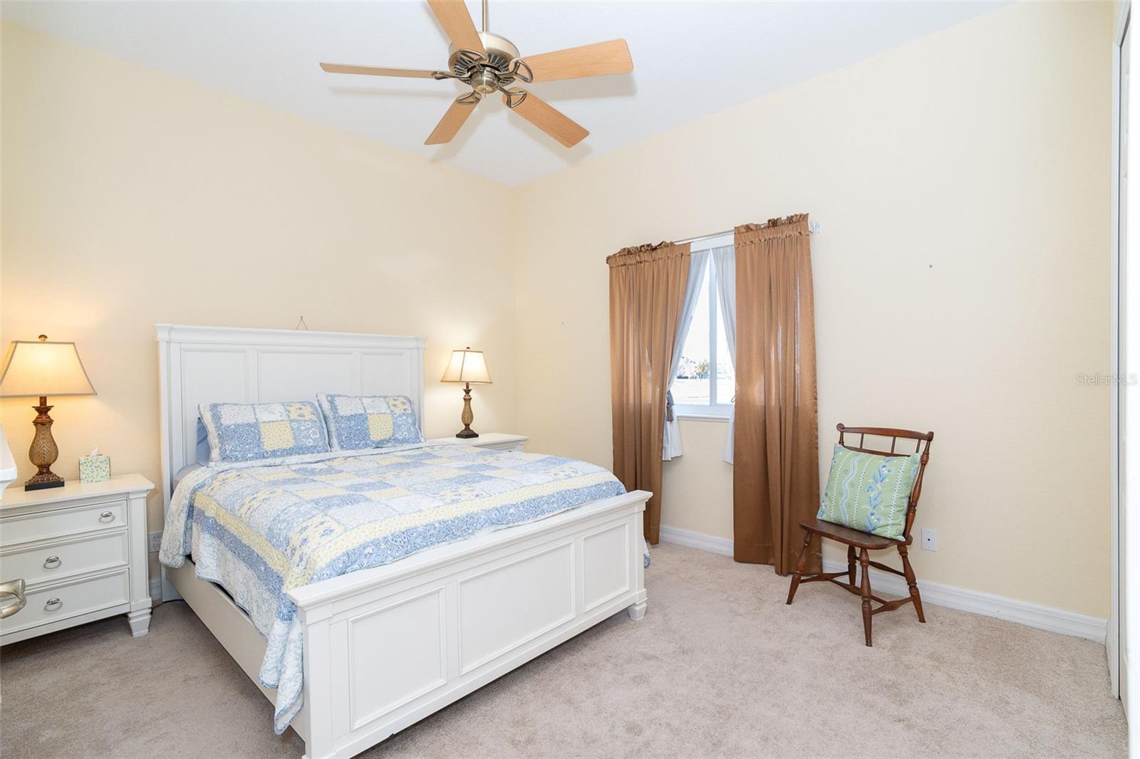 Image 39 of 44 For 373 Ardenwood Drive