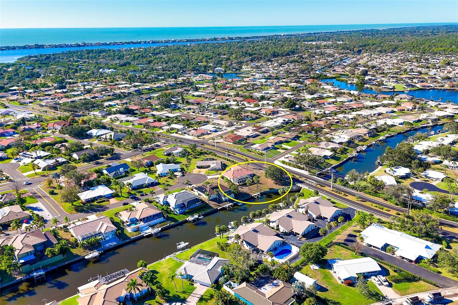 Image 4 of 44 For 373 Ardenwood Drive